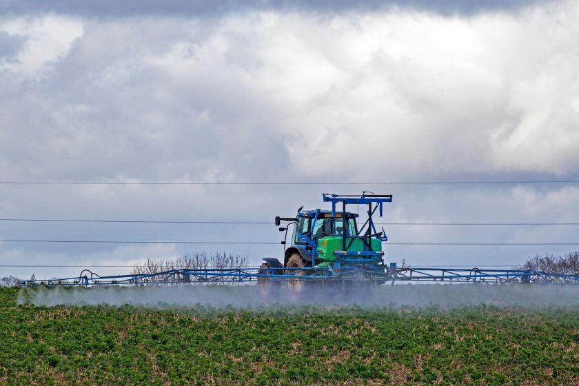 Glyphosate Reauthorised For Further Ten Years In EU - FarmingUK News