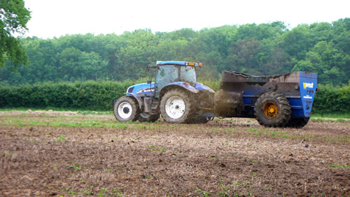 "43% of farmers surveyed felt they had ’no problems with slurry at all’ they are seemingly unaware that they’re not maximising their slurry’s nutrient value – which proper treatment and analysis can show, " adds Stuart.