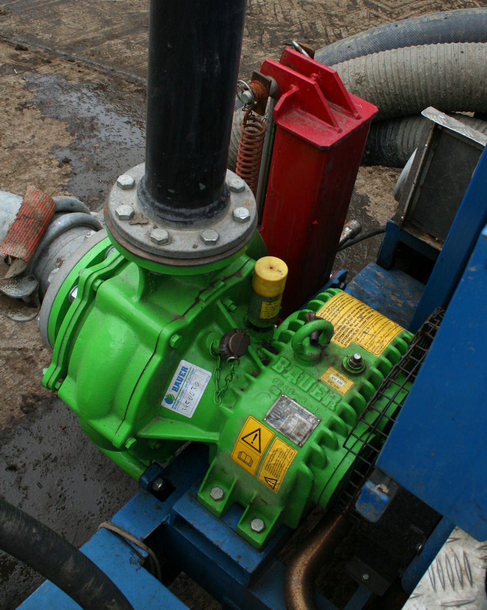 The Bauer Magnum SX2000 pump has proved so durable in service that it requires rarely needs attention other than occasional adjustmnents to maintain its high output performance.