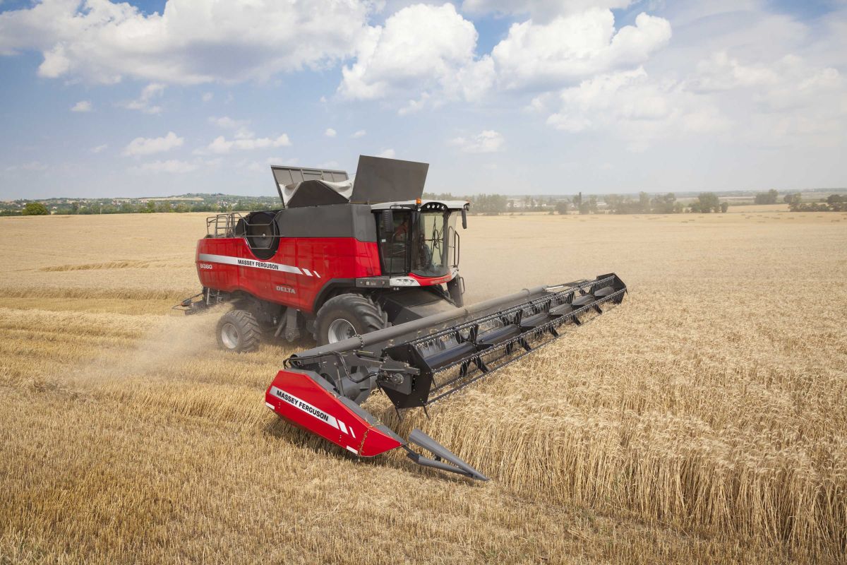 MF Delta 9380 combine harvester will make its first appearance in the UK at Cereals 2016