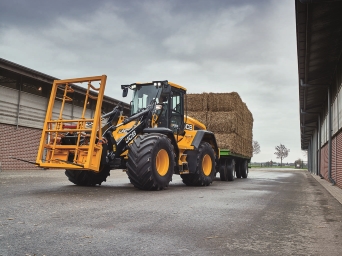 New Rockinger hitch exploits 435S Agri