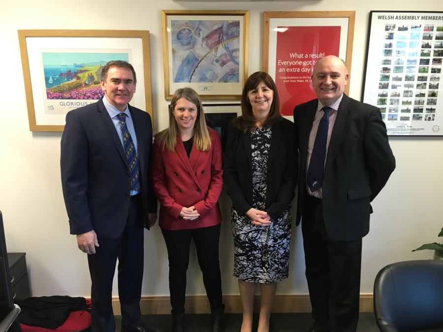 (L-R) NFU Cymru Deputy President Aled Jones; Minister for Environment, Hannah Blythyn AM; Cabinet Secretary for Energy, Planning and Rural Affairs, Lesley Griffiths AM; NFU Cymru President, John Davies