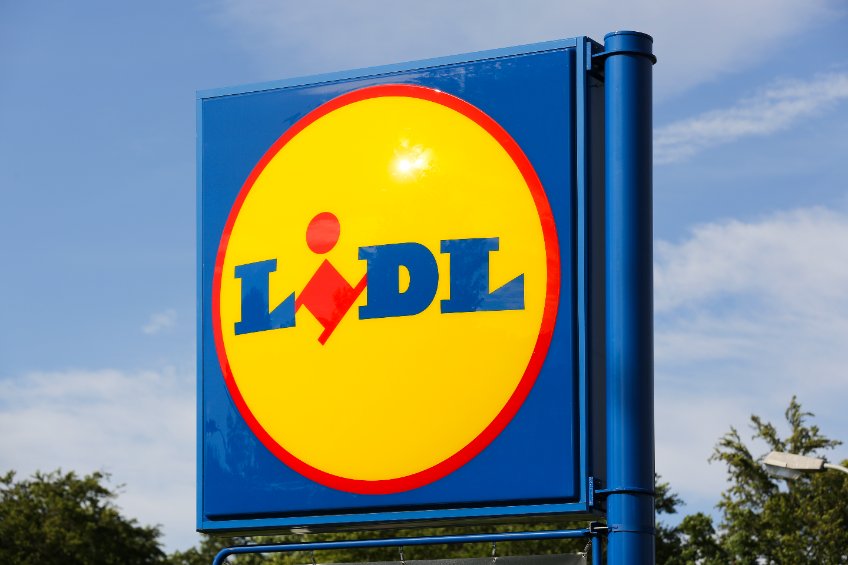 Lidl has offered support to its fruit and vegetable suppliers following the impact of extreme weather conditions on fresh produce