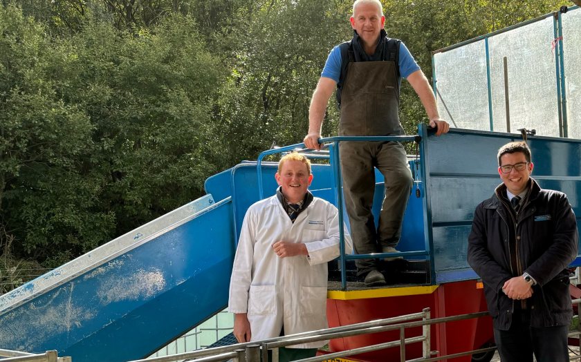 Oliver Shearman (R), managing director of Caledonian Marts, said sheep scab was becoming 'a real issue'