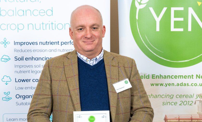 Mark Popplewell has won the Yield Enhancement Network Gold award for his record-breaking oat yield