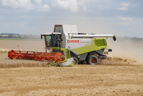 CLAAS increase output potential on high capacity combines - FarmingUK News